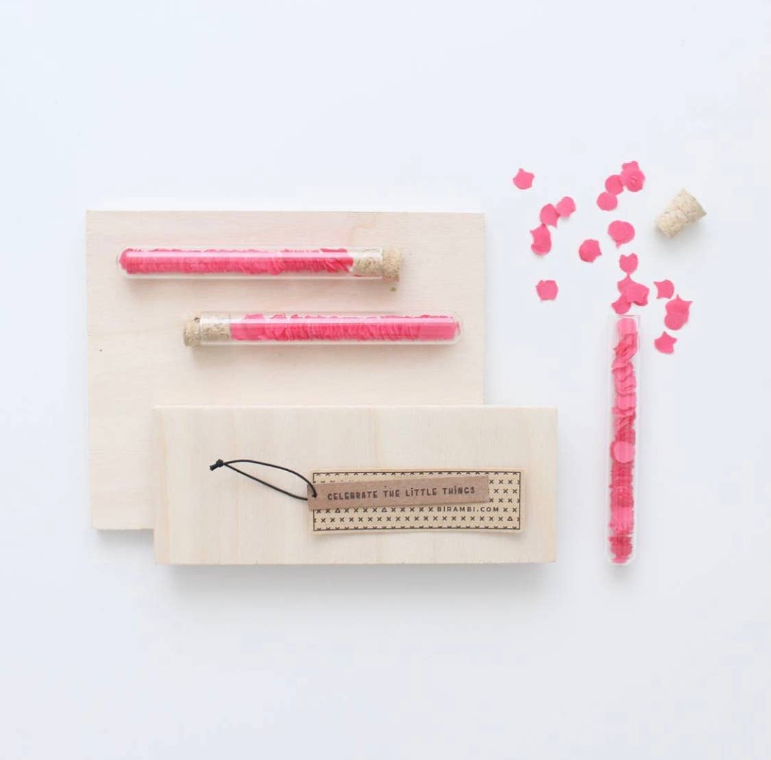 BIRAMBI - Vendita all'ingrosso Coriandoli - Biglietto con messaggio in bottiglia e coriandoli rosa