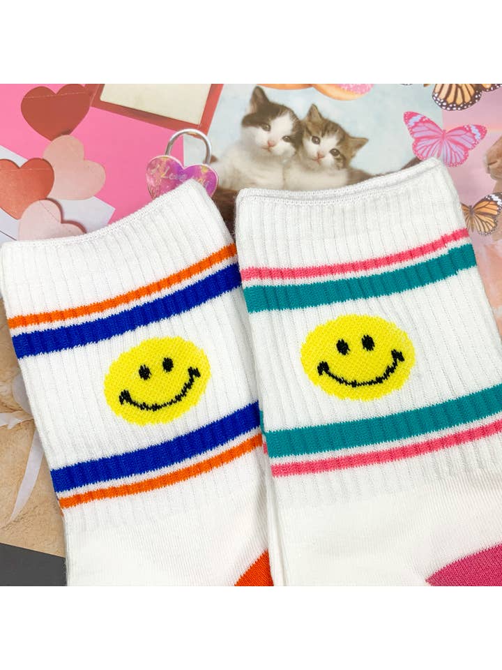 7DAYSSOCKS - Wholesale Socks - Women's - Women's Crew Vivid Smile Checkerboard Socks8