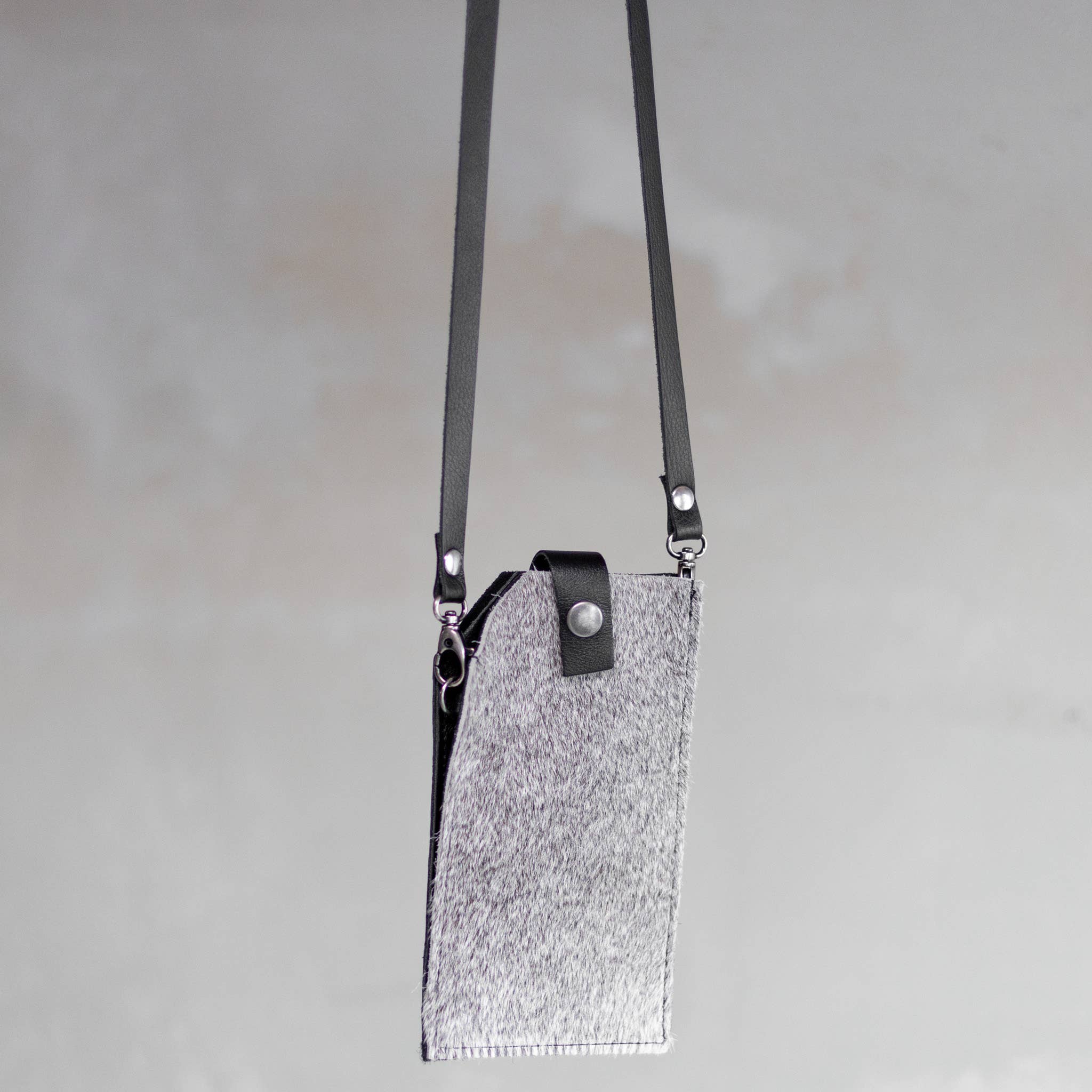 Van Buren – wholesale Phone wallet – women's – Phone pouch | 11 variants5