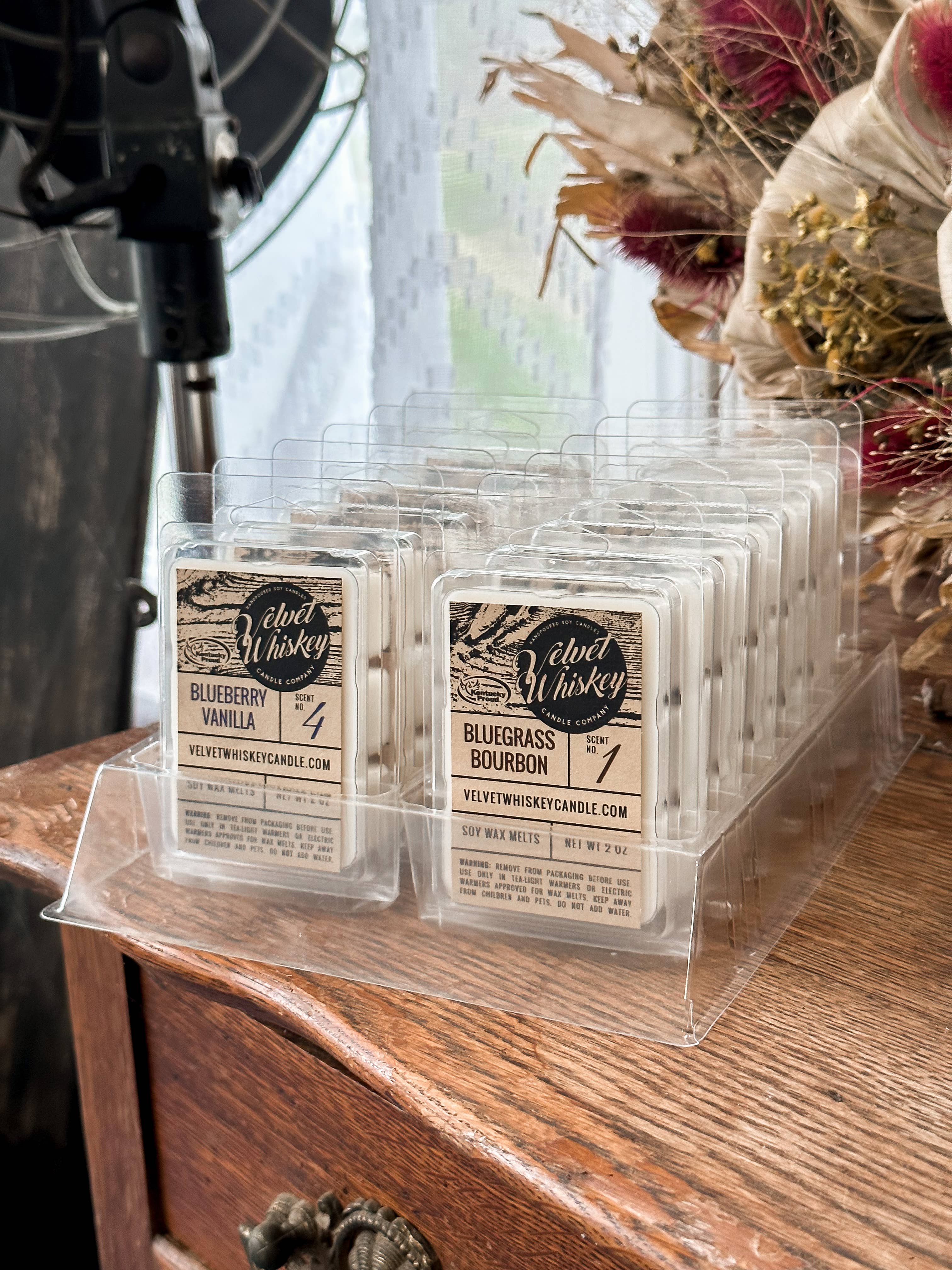 Velvet Whiskey Candle Co - Wholesale Wax Melt - Wax Melt Plastic Display1