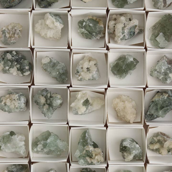 Mi Esperanza Minerals - Wholesale Spiritual Stone/Crystal - Fluorite with Calcite Crystal Flats2