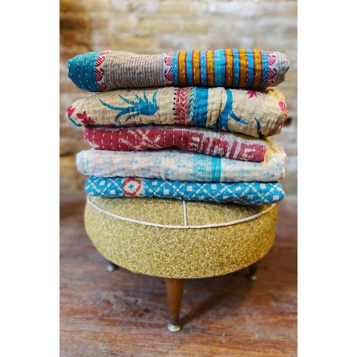 Seeds – wholesale Throw blanket – Kantha Throw Blanket Quilt | Recycled Cotton Sari Unique