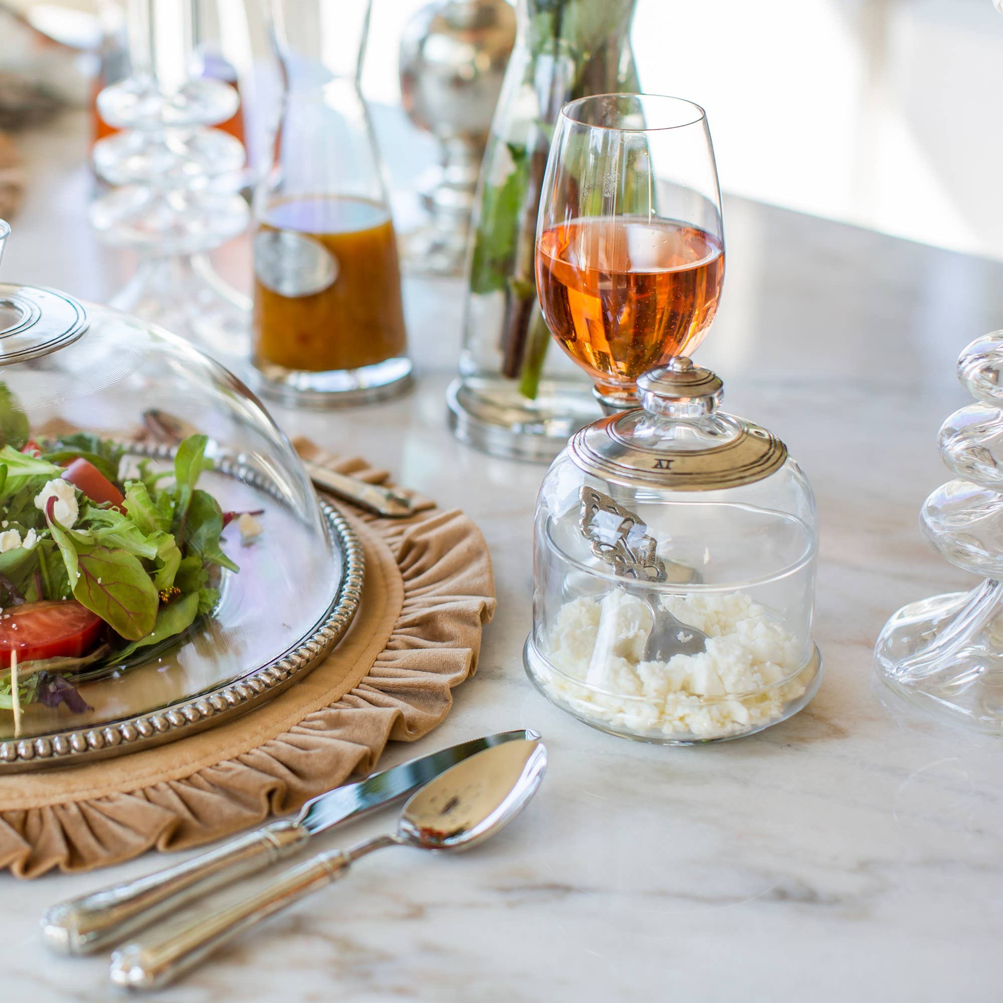 Arte Italica & Crown Linen Designs - Wholesale Serve Bowl - Serving Dish with Cloche3