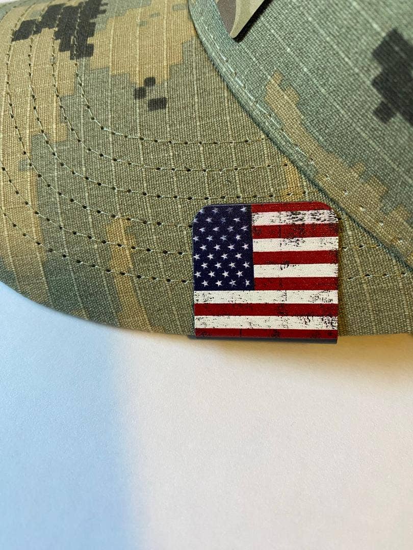 DK LaserWorx - Vendita all'ingrosso Accessorio per cappello - Uomo - Cap Clipz con una Clip per Visiera del Cappello Patriottica1