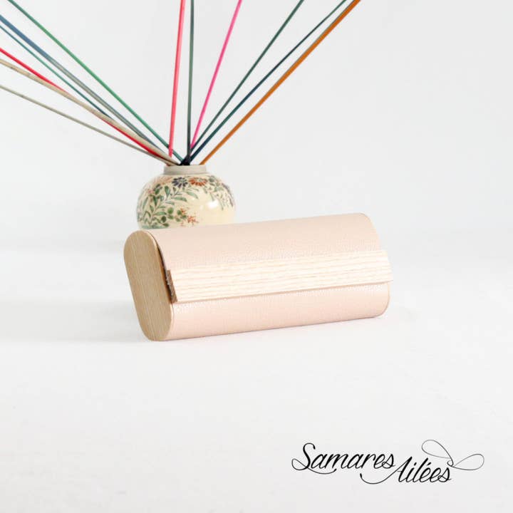 Samares Ailées - Wholesale Eyewear Cases & Holders - Unisex - “Marie” Wood and Leather Eyeglass Case