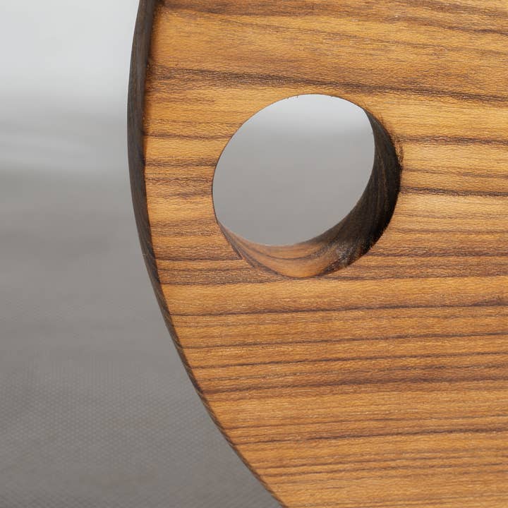 Office Objets - Wholesale Cutting Board - Monoxyle circular teak cutting board with perforations D:30112