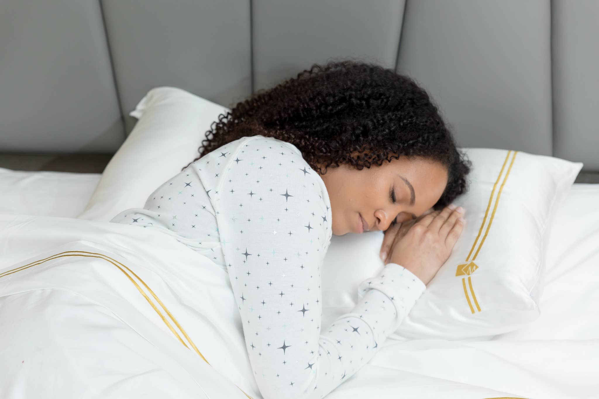 Mismatch - Wholesale Sheet Set - Cotton Sheet Set W/ Silk Pillowcases5