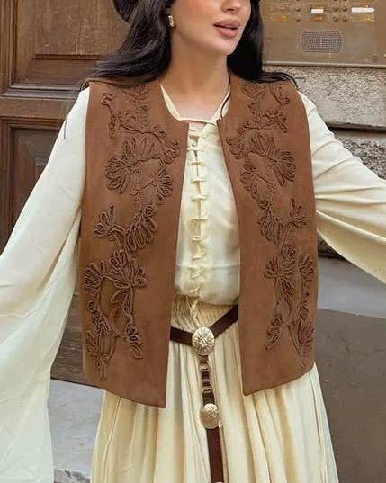 Rosa Clothing - Wholesale Outerwear Vest - Women's - Boho Suede Embroidered Vest Gilets11