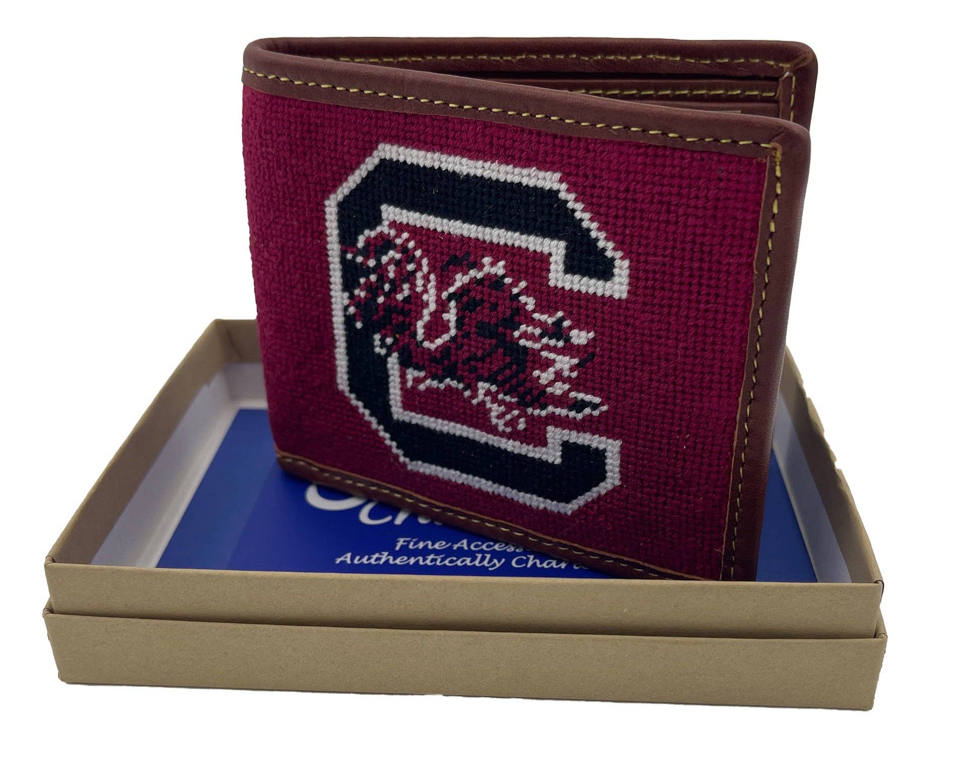 Charleston Belt – Großhandel Brieftasche – Unisex – Nadelpunkt-Geldbörse mit Logo der University of South Carolina (USC) Gamecocks1