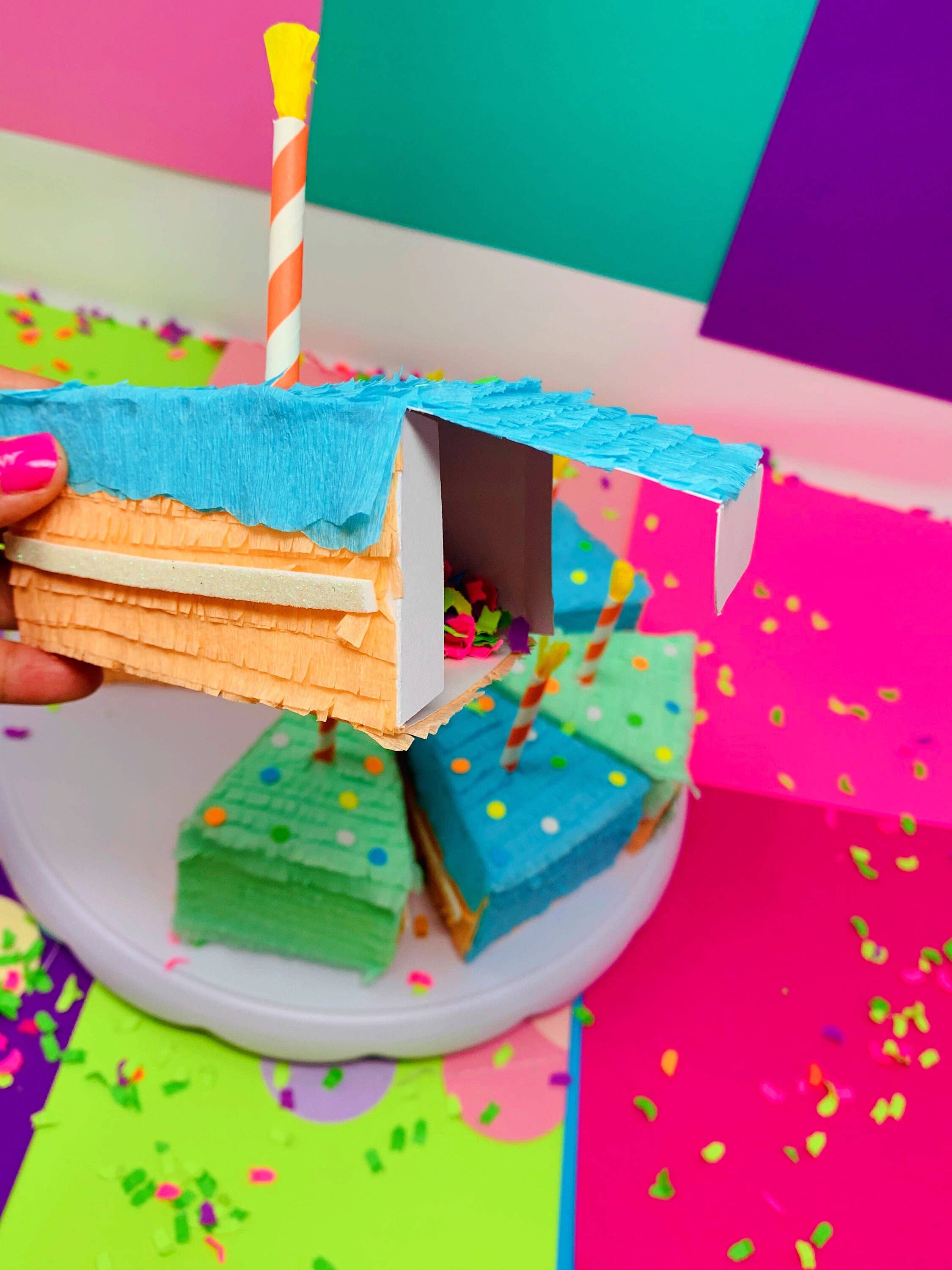 My Soiree Designs – lembranças de festas por atacado – Fatia de Bolo Piñata Mini - Lembrança de Festa & Presente Novelty5