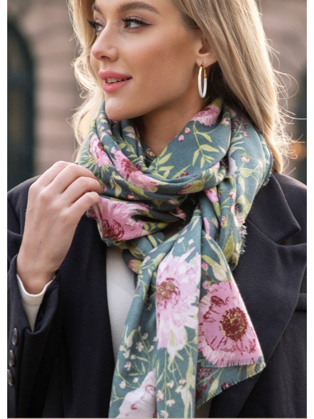 Funkyrel® Atzbranding Limited - Wholesale Scarf - Women's - Scarvii - Winter Floral Print Scarf & Shawl1