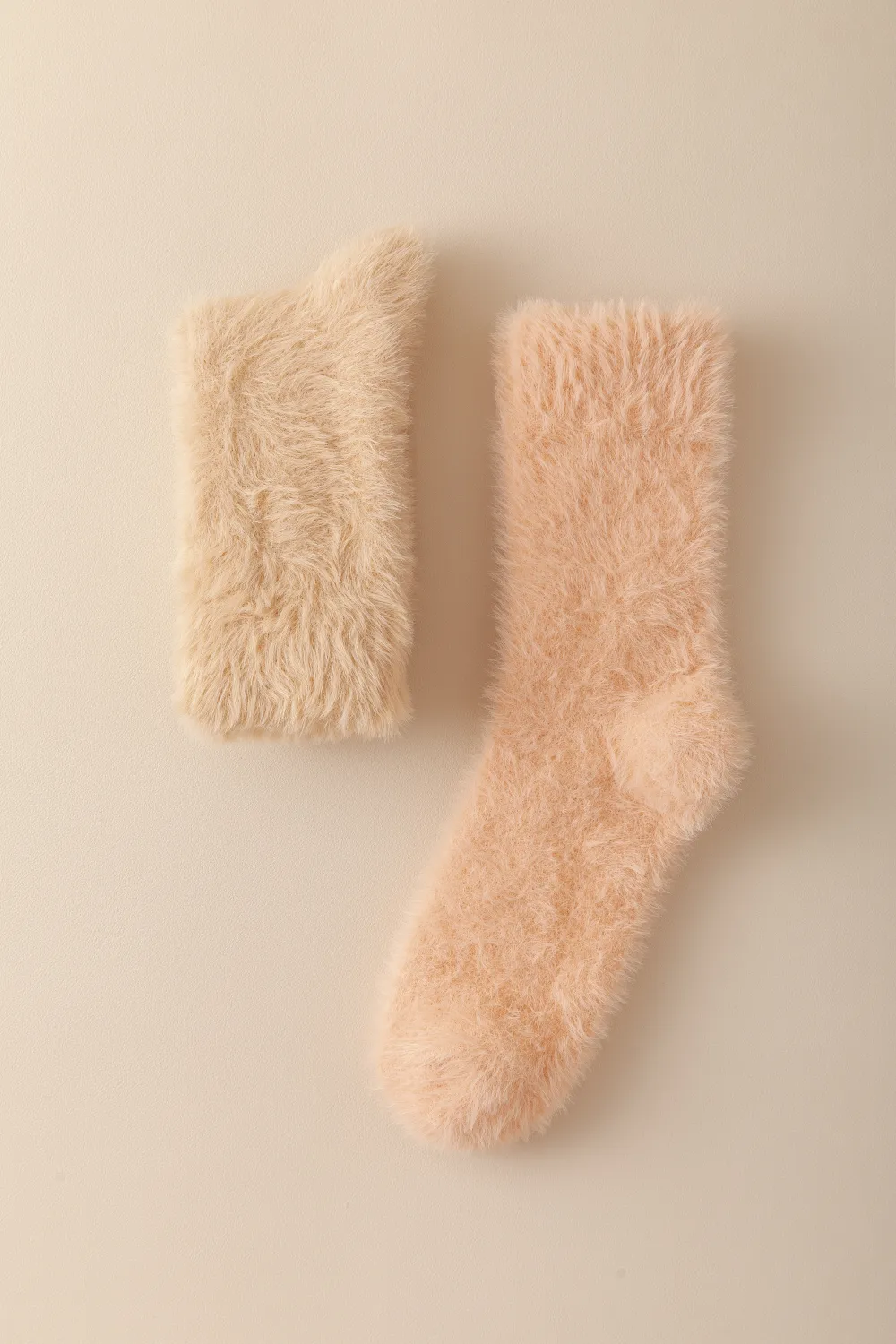 Marc JoJo - Wholesale Socks - Women's - Fuzzy House Socks6