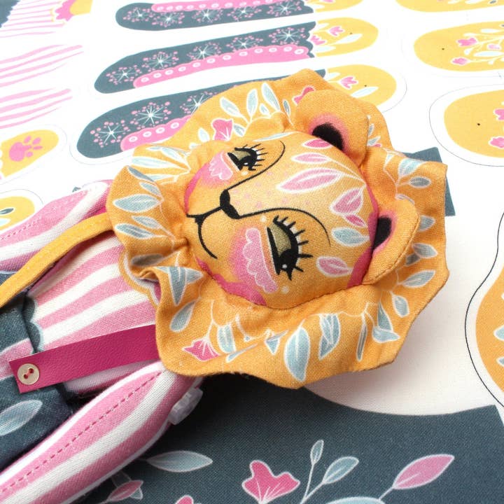 Miss Ella - Wholesale DIY Craft Kit - DIY Dolly Kit - Auroara the Circus Lion Doll3