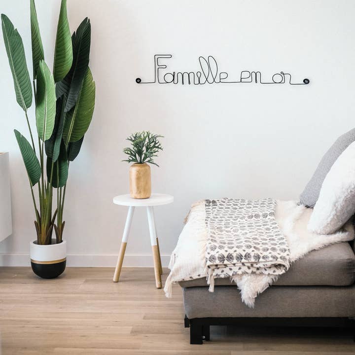 Decorazione Murale in Filo di Ferro "Famiglia d'oro" - da puntare per la vendita all'ingrosso da parte di Bijoux de Mur