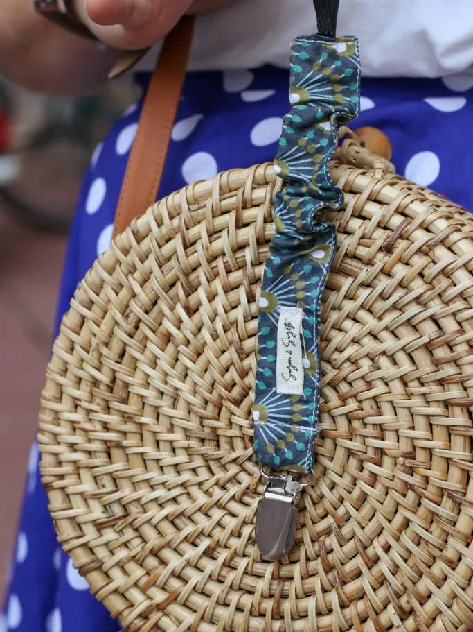 Ethnic SUZETTE skirt clip for wholesale by Suzon et Suzette