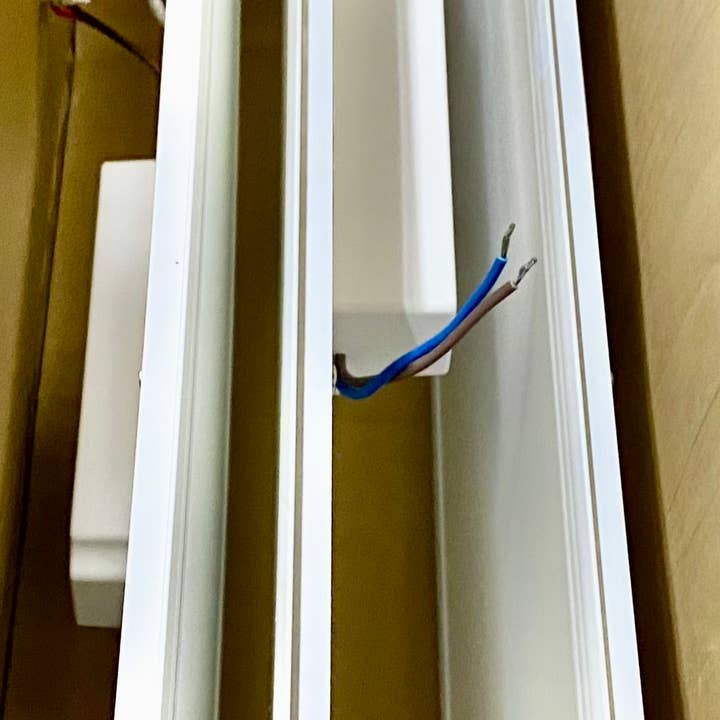 Salzmann Restwaren GmbH - Wholesale Gloeilampje - LED-paneel licht, paneelverlichting, lichtpanelen, verlichting