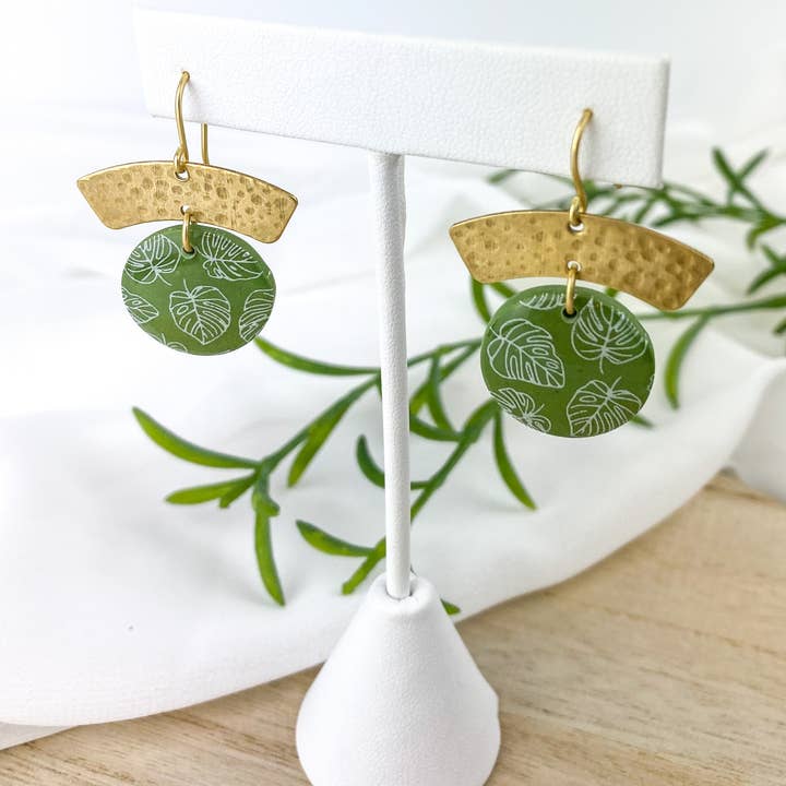 Light Shine - Wholesale Dangle Earrings - Monstera Leaf Dangle Earring | Green Spring Clay Drop |Plant24