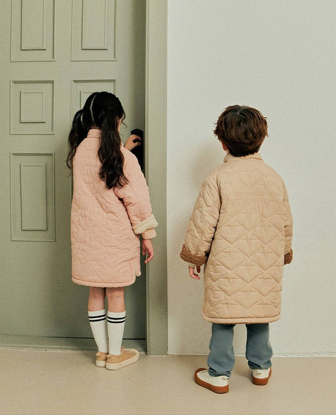 ToTo Heros - Wholesale Puffer Jacket - Kids - Quilt & Teddy Reversible Long Jacket15