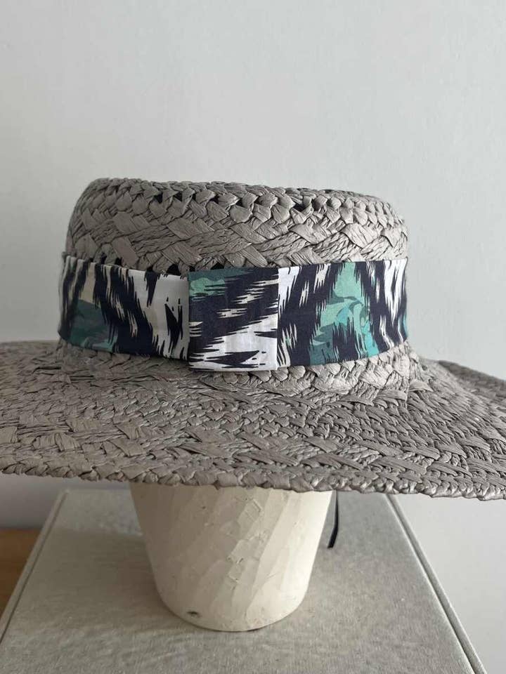 GRAY HAT NOVE for wholesale by CAPELLINA