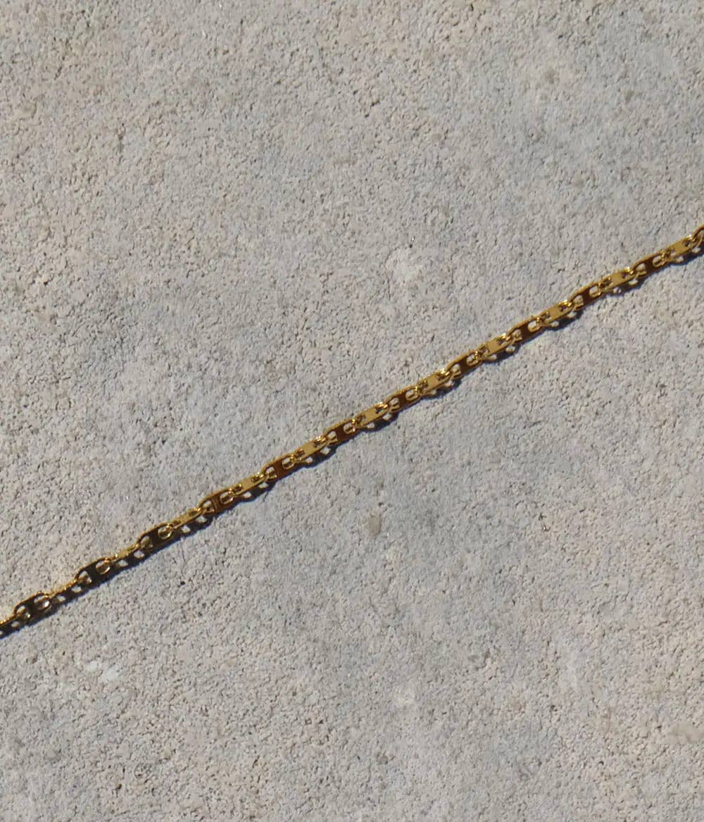 Caprice Paris - Wholesale Link & Chain Bracelet - Procida Fine Gold Chain Bracelet | Handmade Jewellery in France1