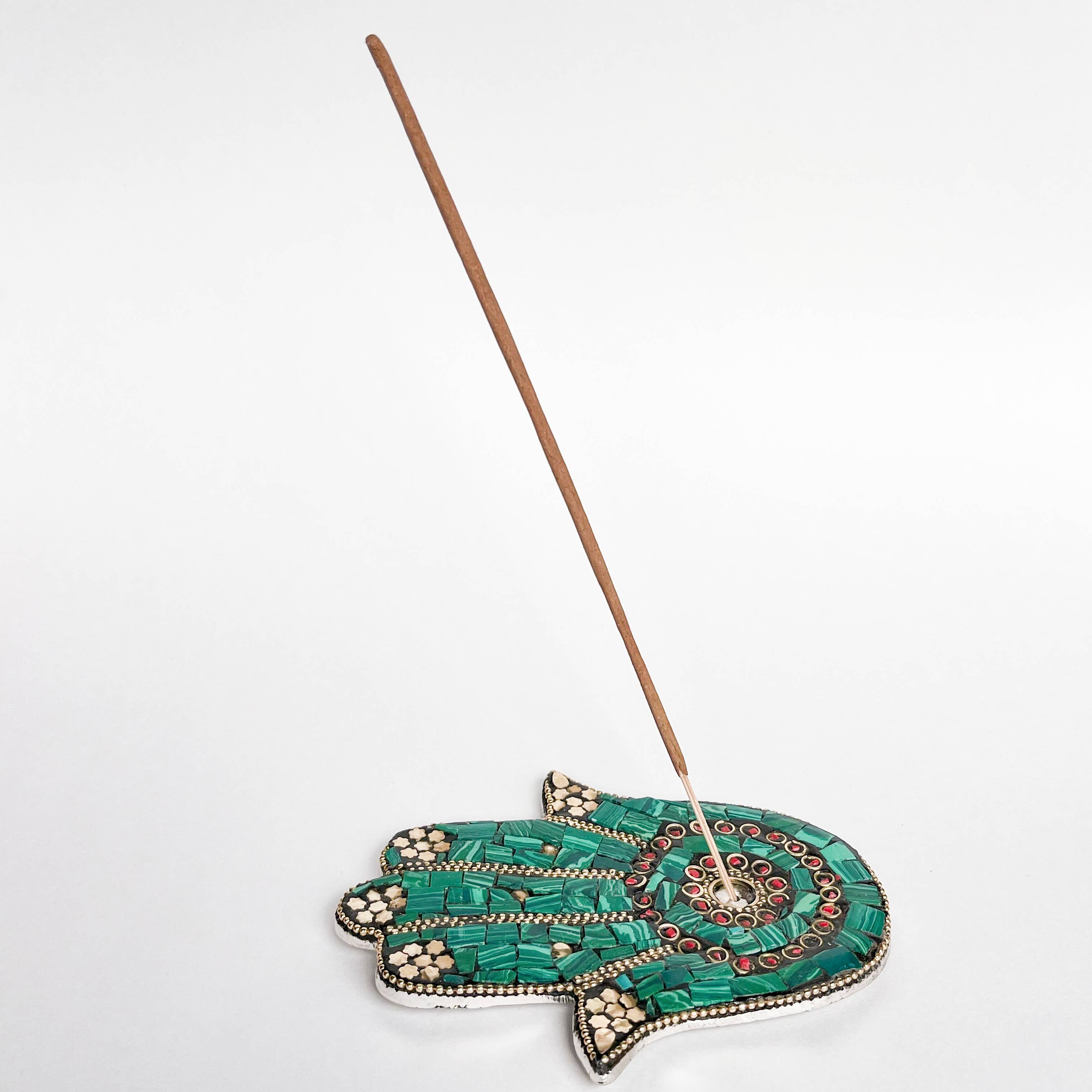Artschatz LLC – wholesale Rökelsehållare – Grön Hamsa-hand Rökelsehållare för pinnar och koner1