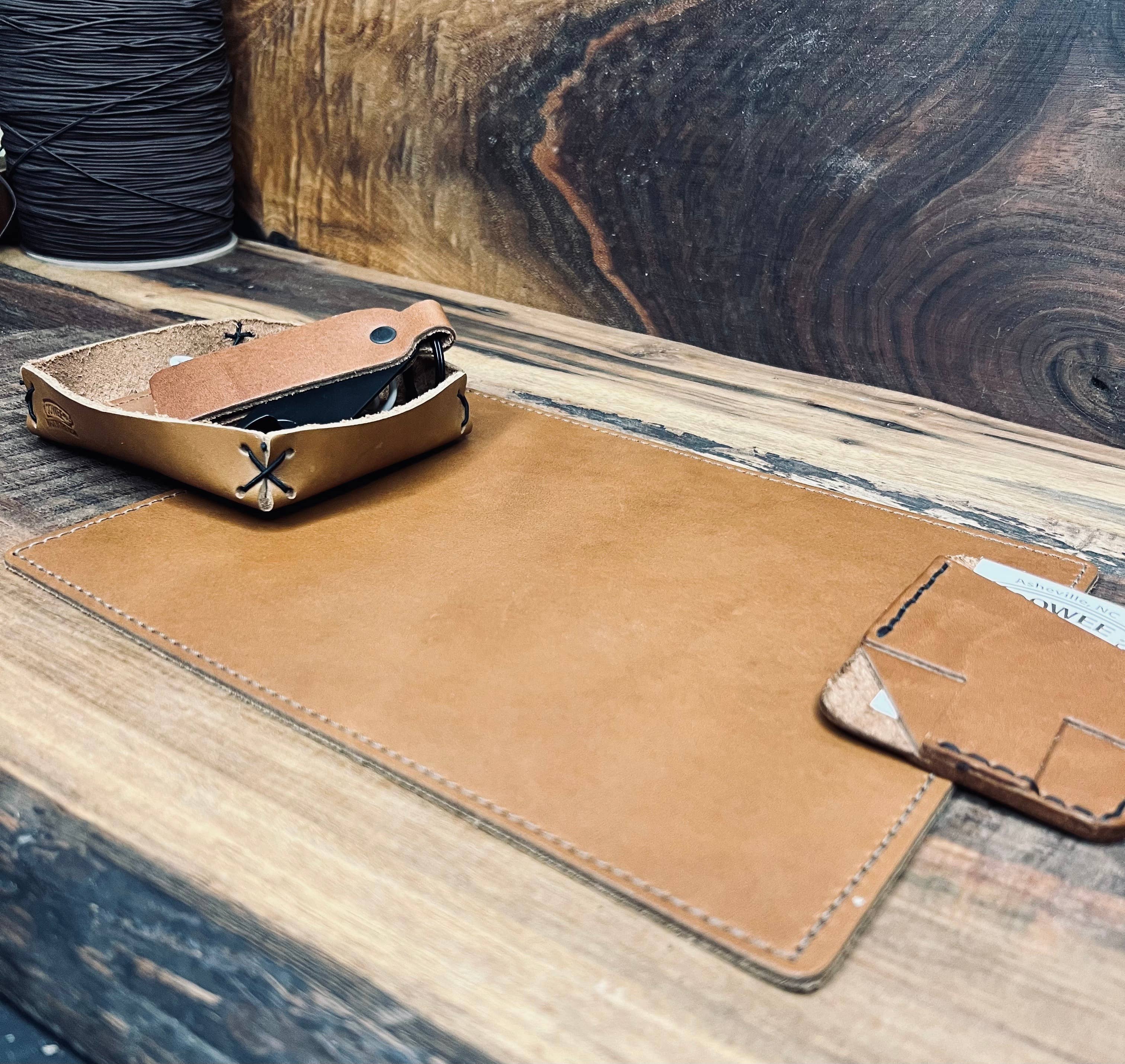 Oowee Products - Vente Tapis de souris - Tapis de souris en cuir pleine fleur cousu - Fait main aux États-Unis1