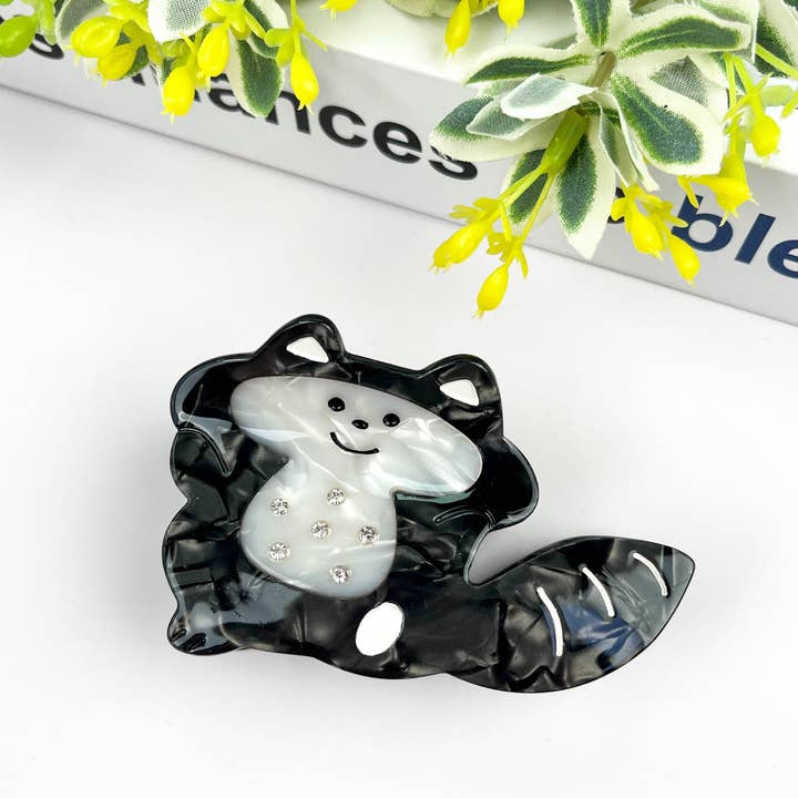 TheDivaSoap - Wholesale Hair Clip - Women's - Raccoon Hair Clip,Acetate Animal Hair Claw