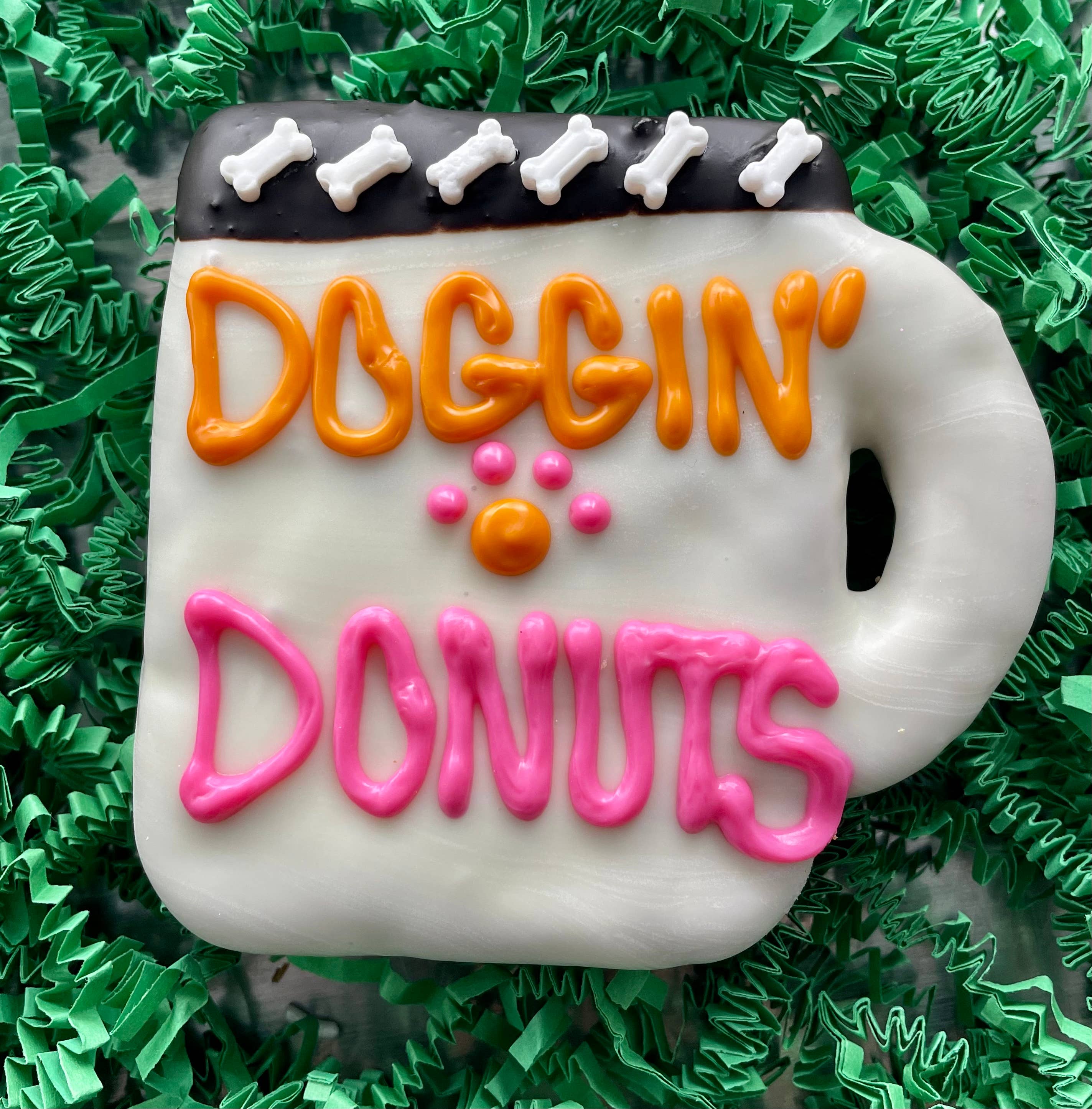 YumYum4DOGS - Wholesale Pet Treats - Dog - DOGGIN’ DONUTS coffee dog treats3