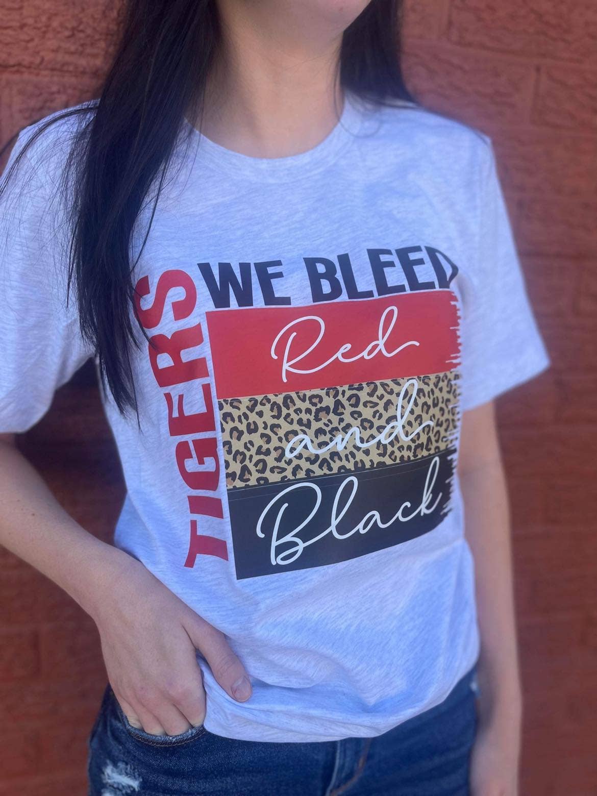 Adelle Linen - Venta al por mayor Camiseta estampada - Mujer - Camiseta de mascota personalizada We Bleed2