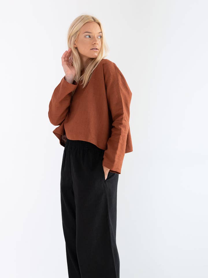 Top en lin Ivy pour la vente par Love and Confuse