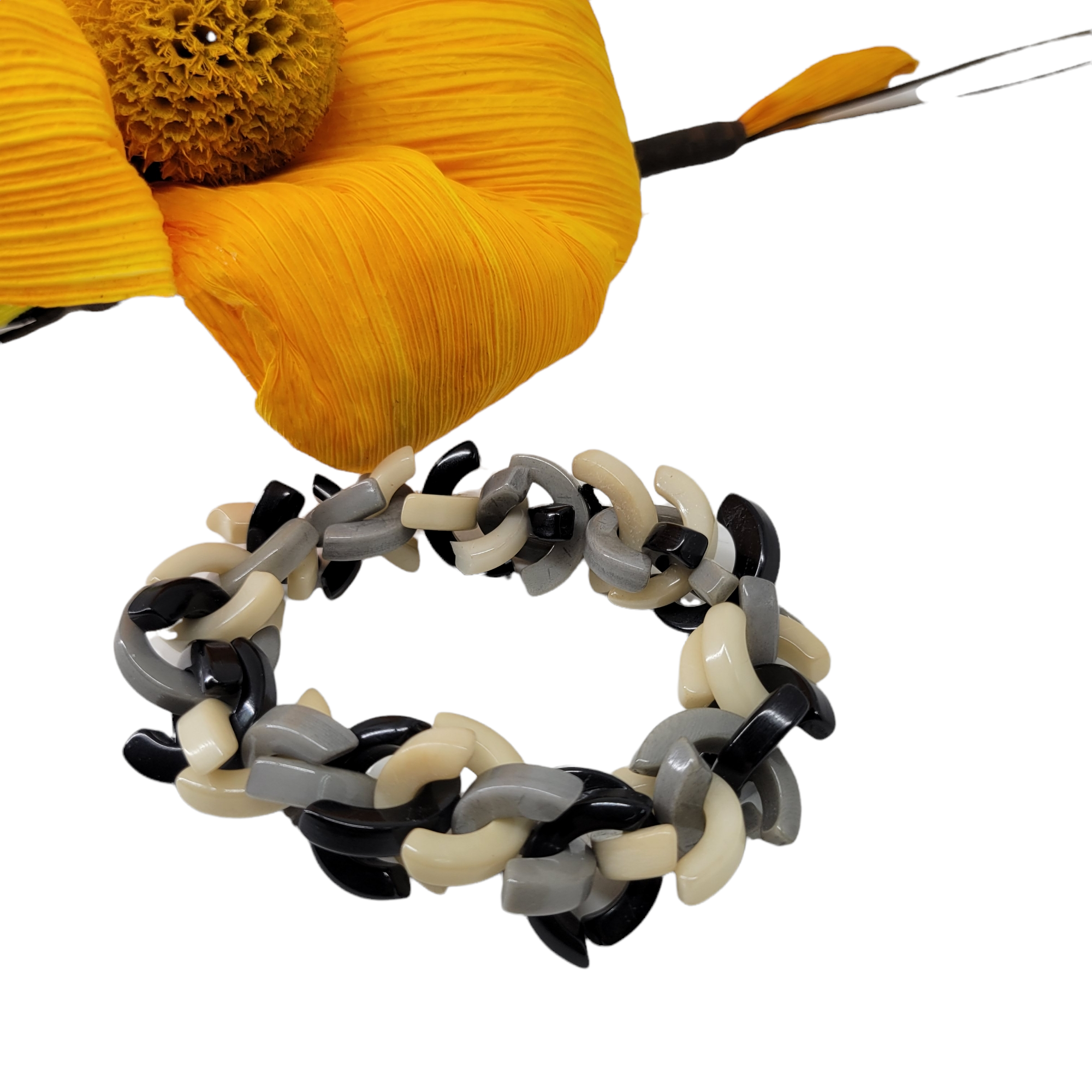 Organic jewelry by Allie – Großhandel Perlenarmband – Elastische Armbänder aus Taguanuss mit Stacheln, Einheitsgröße1