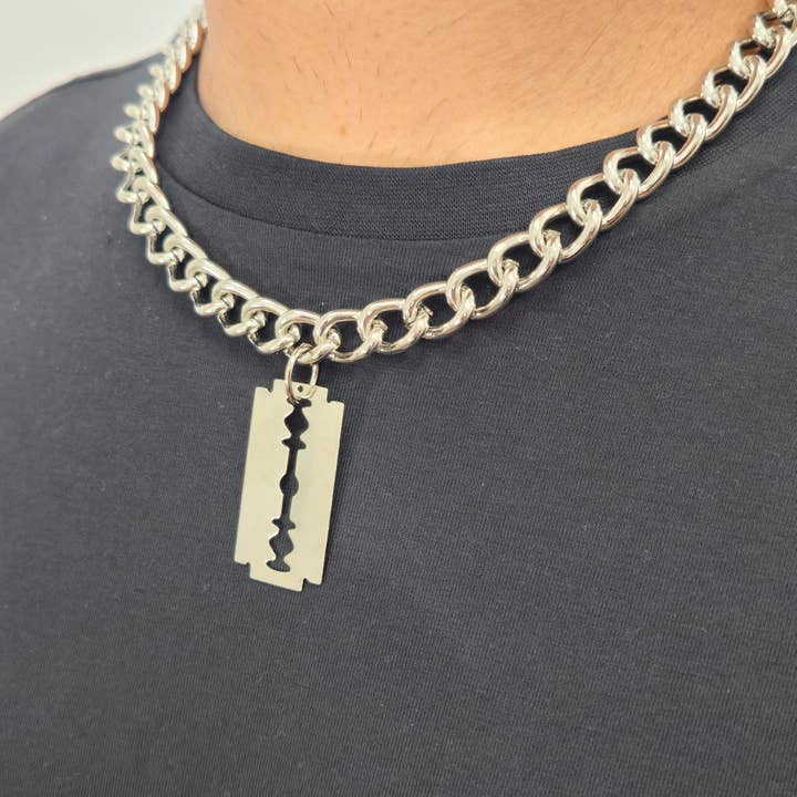 Funk Plus - Wholesale Pendant/Charm Necklace - FC987 RAZOR BLADE PENDANT11