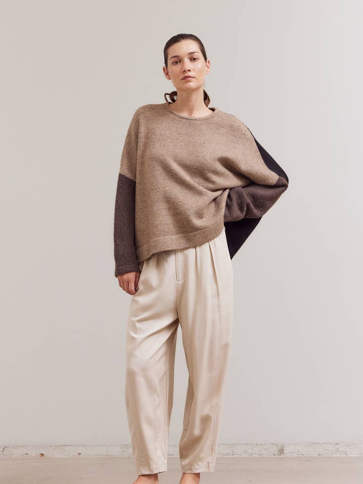 41795 - COLOR BLOCK PULLOVER for wholesale by Grade & Gather