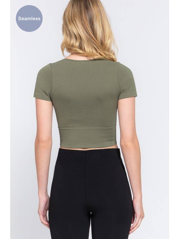 Active Basic | Active USA - Wholesale Athletic Top - Women's - Short Sleeve V-neck Seamless Crop Top