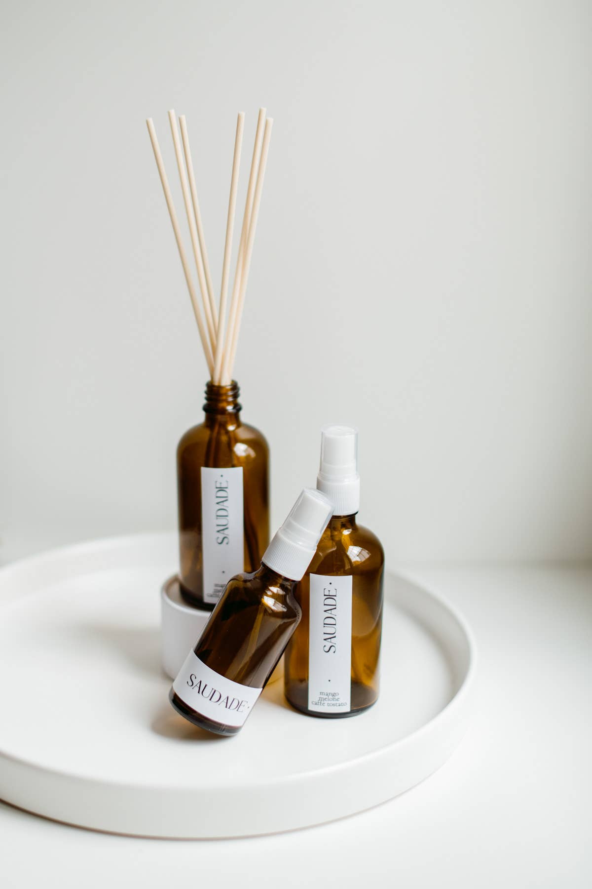 La Calathea - Wholesale Room & Linen Spray - Saudade Fragrance3
