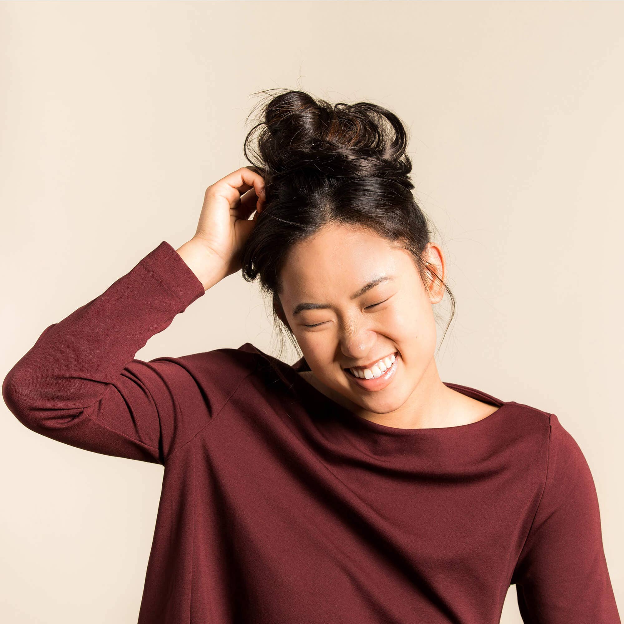 Madison Braids - Wholesale Haarelastiekje - Dames - Madison Braids paardenstaarthouder voor dames met top knoop11