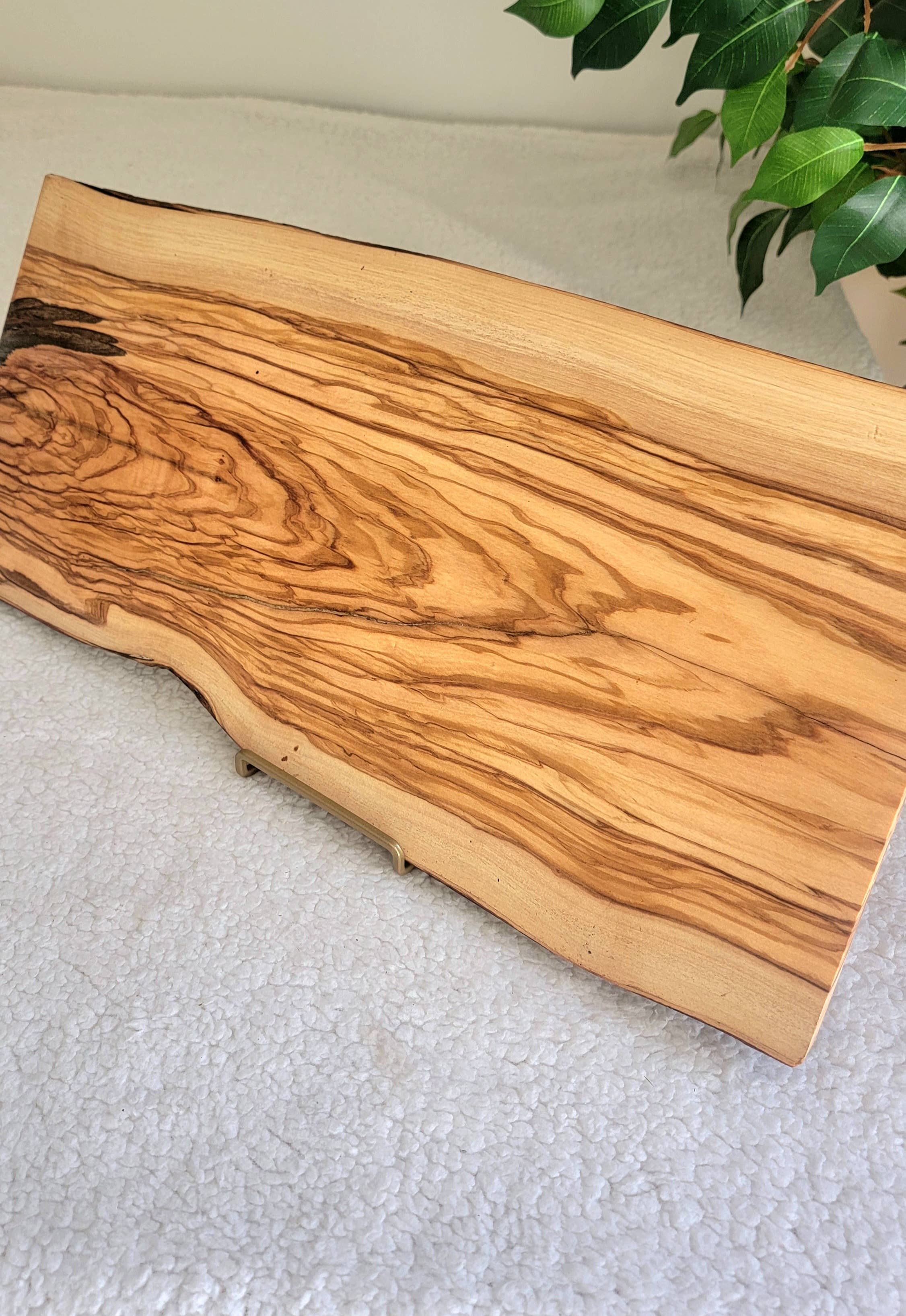 Karmic Creations - Wholesale Cheese Board - Large 18" x 0.8" Live Edge Olive Wood Cheeseboard5