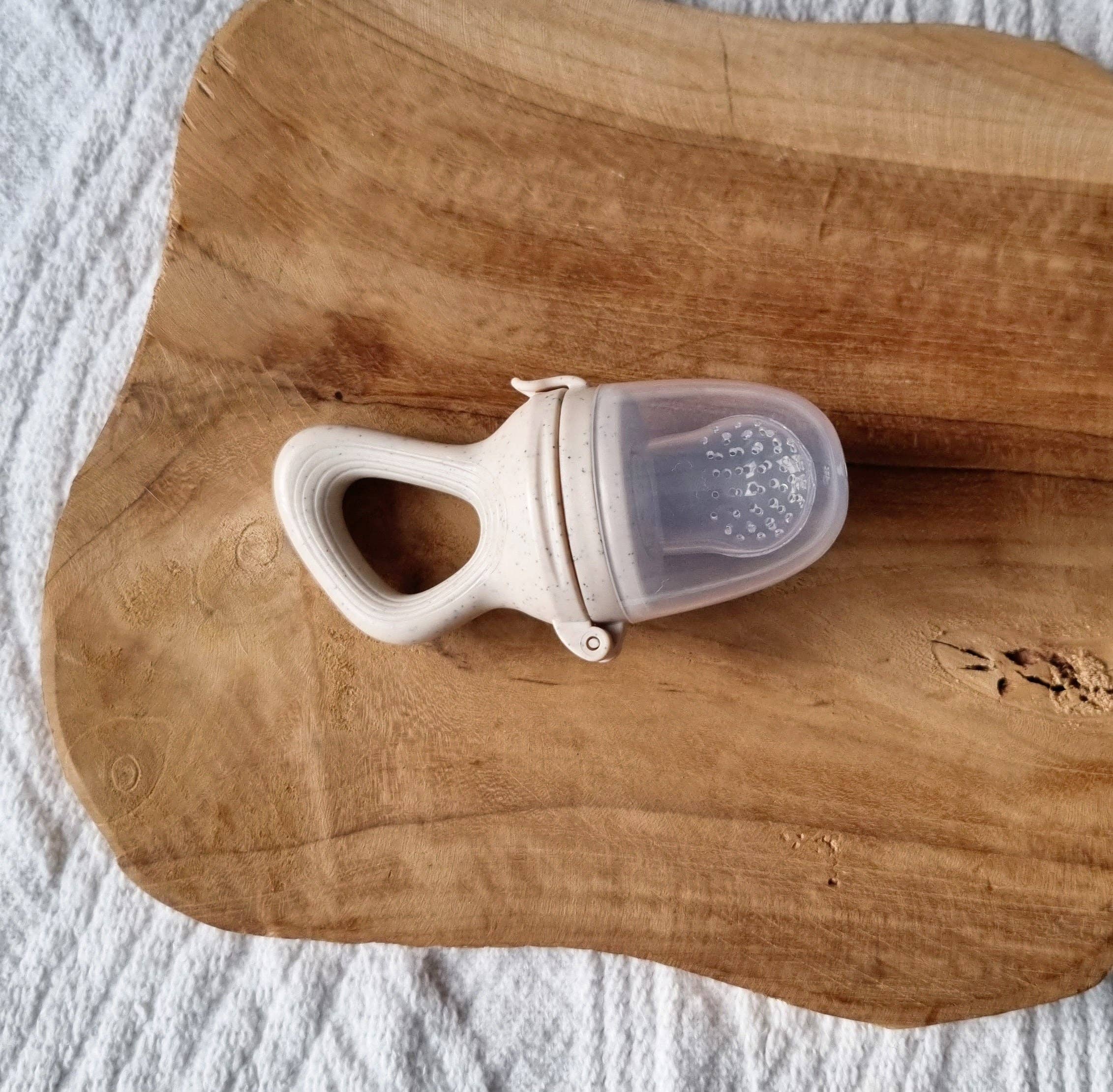 Rammelaartje - Wholesale Teether (Not Clip-On) - Baby - Fruit Food Pacifier - Beige Dotted1