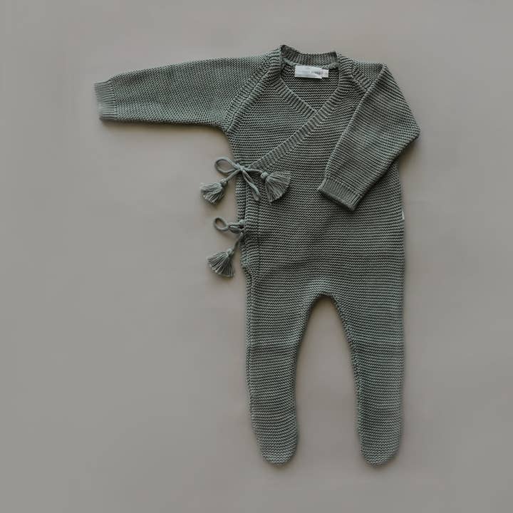 Mono de punto con pies | Oliva para venta al por mayor de August River Co.