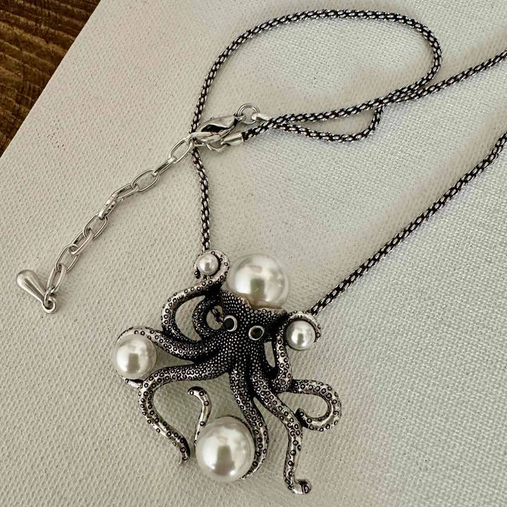 Carol Young Silver - Venta al por mayor Collares con colgantes/abalorios - Collar Pulpo