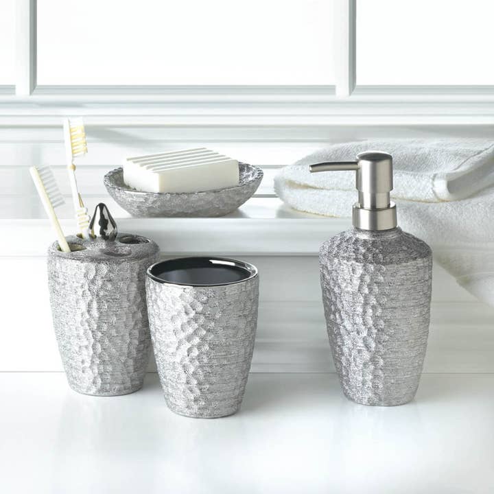 Zingz Home - Wholesale Bathroom Accessory Set - Hammered Silver Texture Bath Accessories