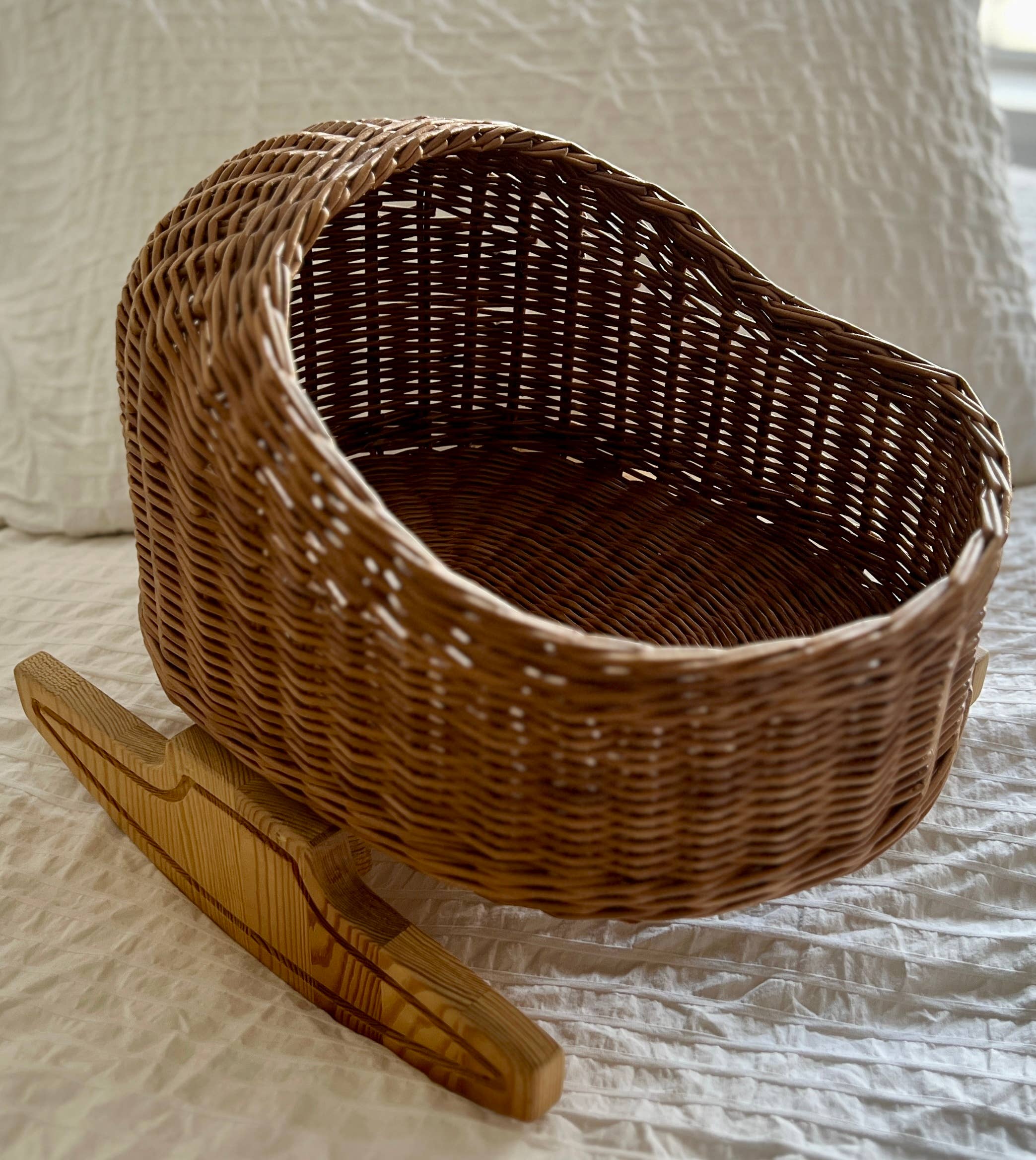 PoppyBabyCo - Wholesale Doll Accessory Kit - Kids - Doll Cradle Crib Bassinet Wicker & Wood Basket2