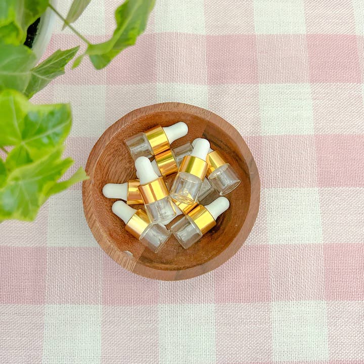 Sunrays and Macrame - Wholesale Essential Oil Holder - Mini Oil Droppers