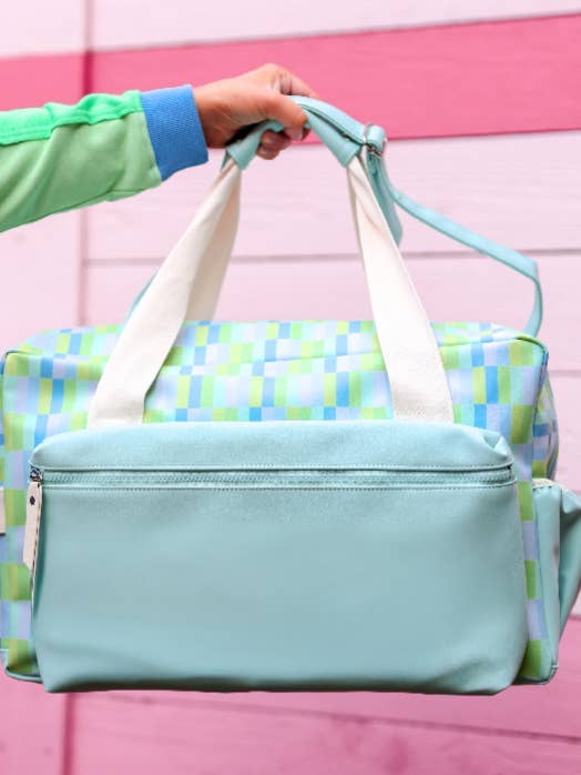 Duffelbag - Vandfarve (Koral/Lilla/Blå) for engroshandel hos Jadelynn Brooke