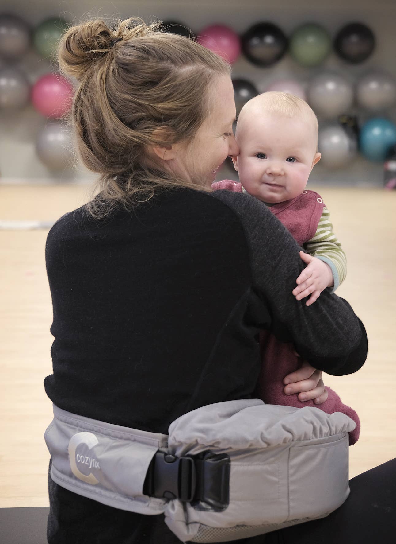 Cozyfix - Wholesale Nursing Pillow/Pad - Maternity - Cozyfix, a nursing pillow with great health benefits.7