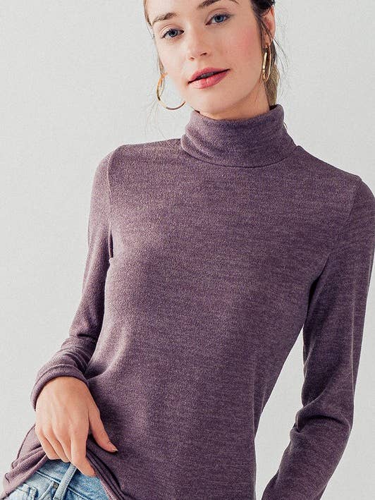 HAUT À COL ROULÉ EN MARBRE ULTRA LÉGER pour la vente par Heyday