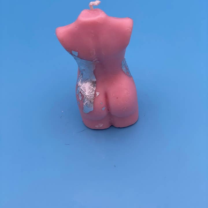 Pugglewick candles - Wholesale Novelty Candle - Pregnant woman candle3