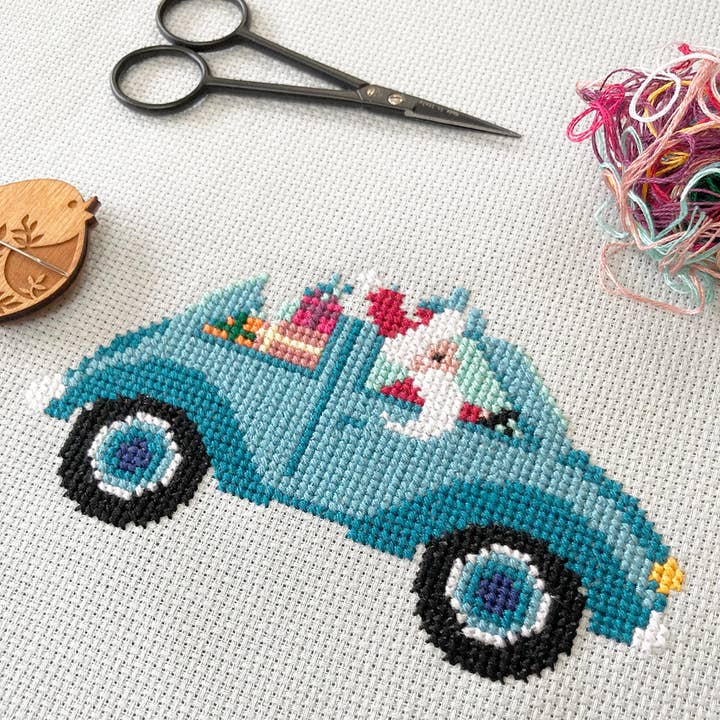Love Poppet – wholesale Embroidery/cross-stitch supplies – Driving Home for Christmas - Printed Pattern3