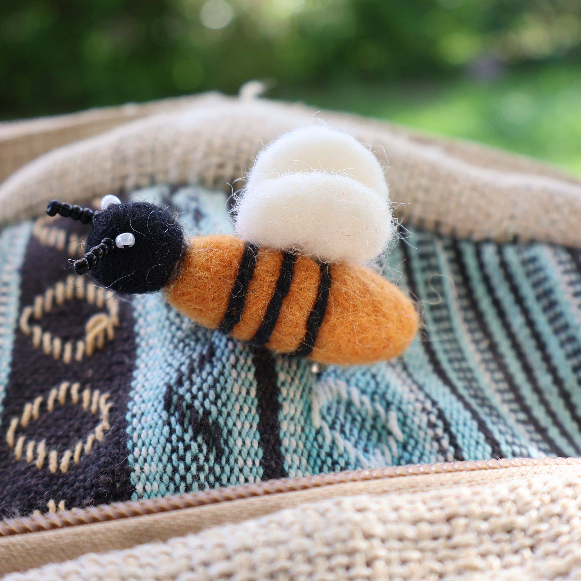 Tribal Trade GmbH - Wholesale Brooch - Brooch Pin Felt Bumblebee8