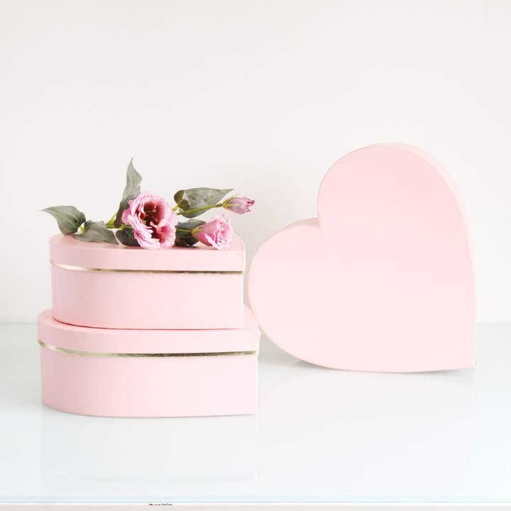 Elegant Design Supply - Vente Coffrets cadeaux - Boîte cadeau en forme de cœur avec fleurs6